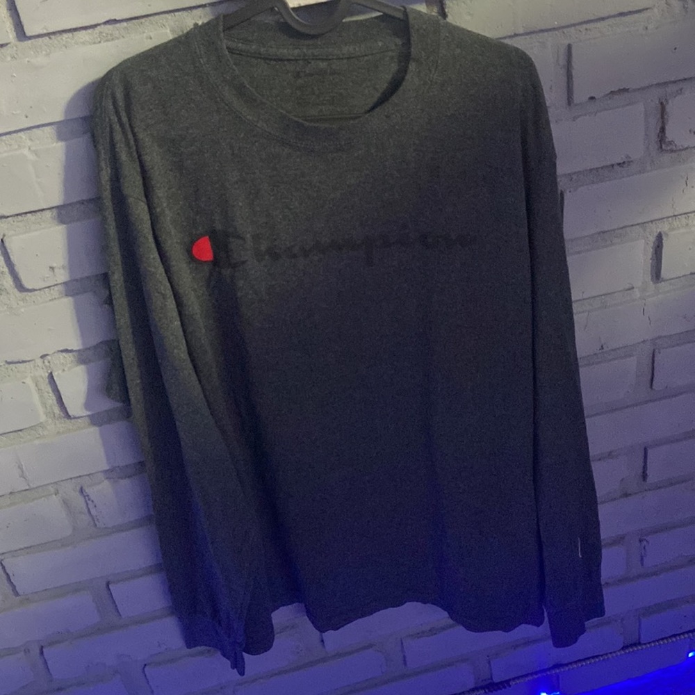 Champion long sleeve shirt